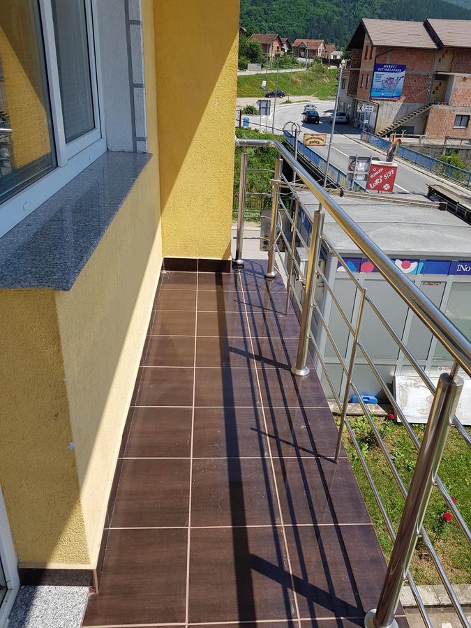 Pansion Basa Hotel Ustikolina Kültér fotó