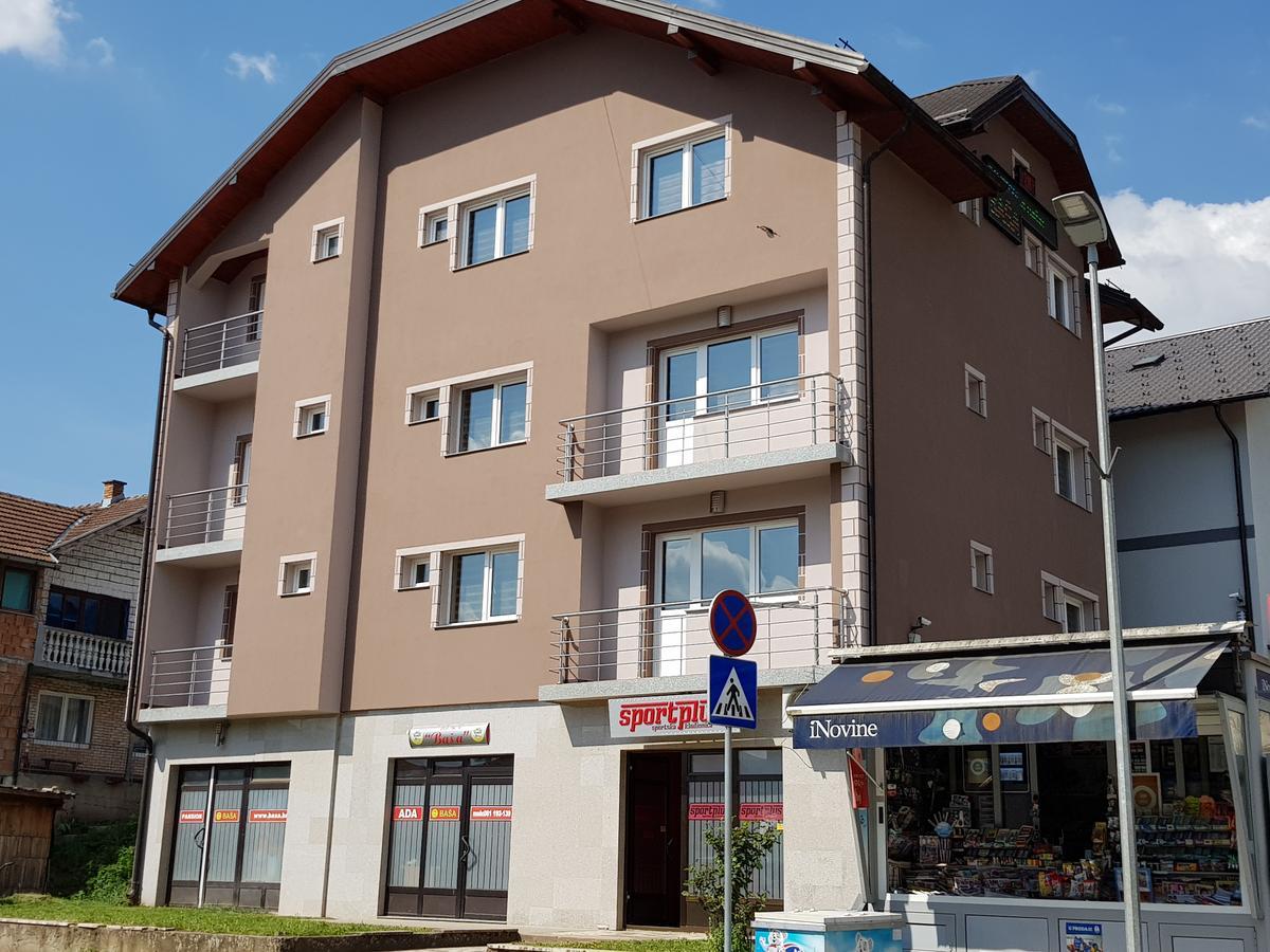 Pansion Basa Hotel Ustikolina Kültér fotó
